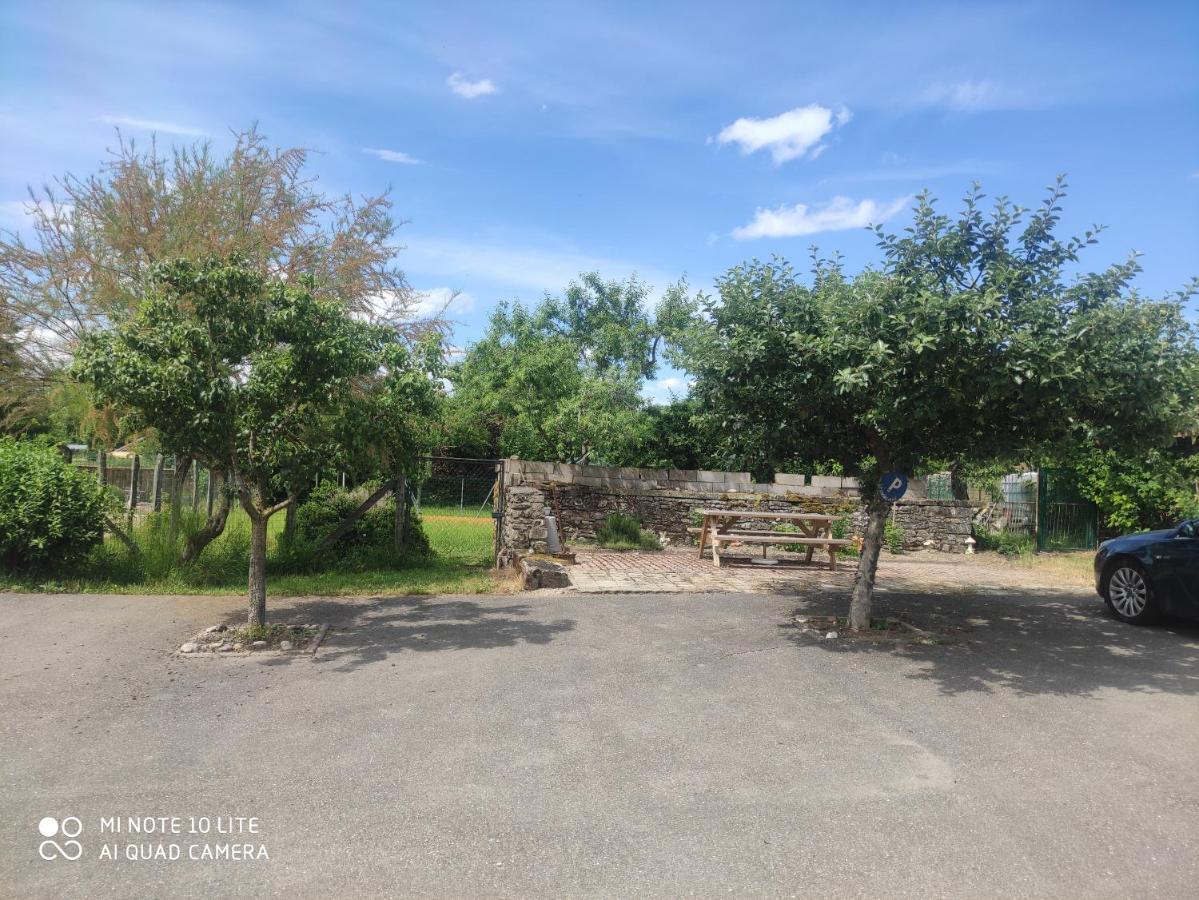Hotel Poirson Thiery Hagecourt Esterno foto