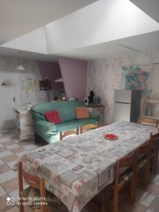 Hotel Poirson Thiery Hagecourt Esterno foto